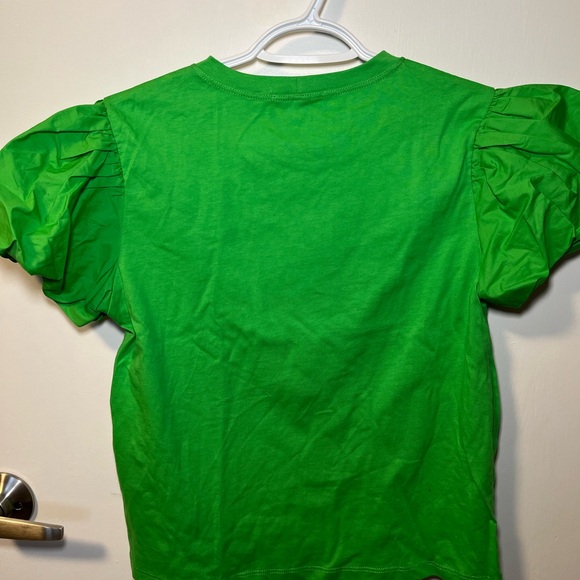 Green top - Picture 3 of 3